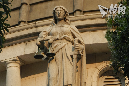 【顏純鈎】外籍法官荷戟守土，內心交戰去留兩難