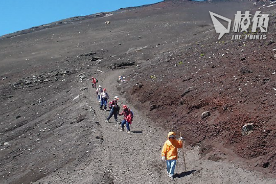 一名58歲中國籍男子登富士山猝死 香港入境處證實接獲求助